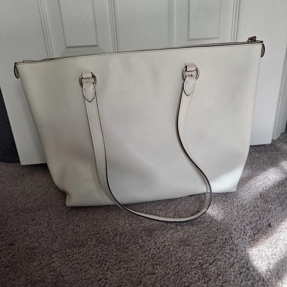 COACH Cream Leather Tote with Gold Hardware - Picture 4 of 5